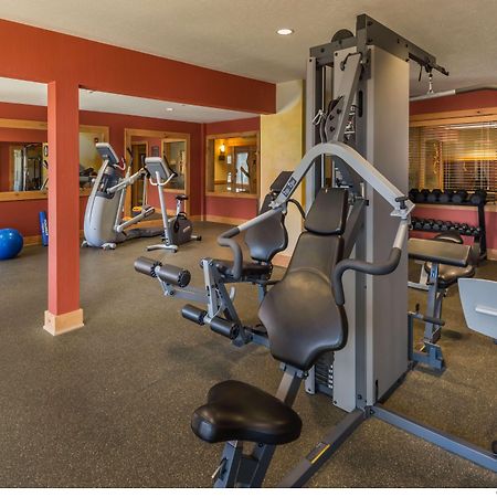 Best Western Plus Green Mill Village Hotel & Suites Arcola Екстериор снимка