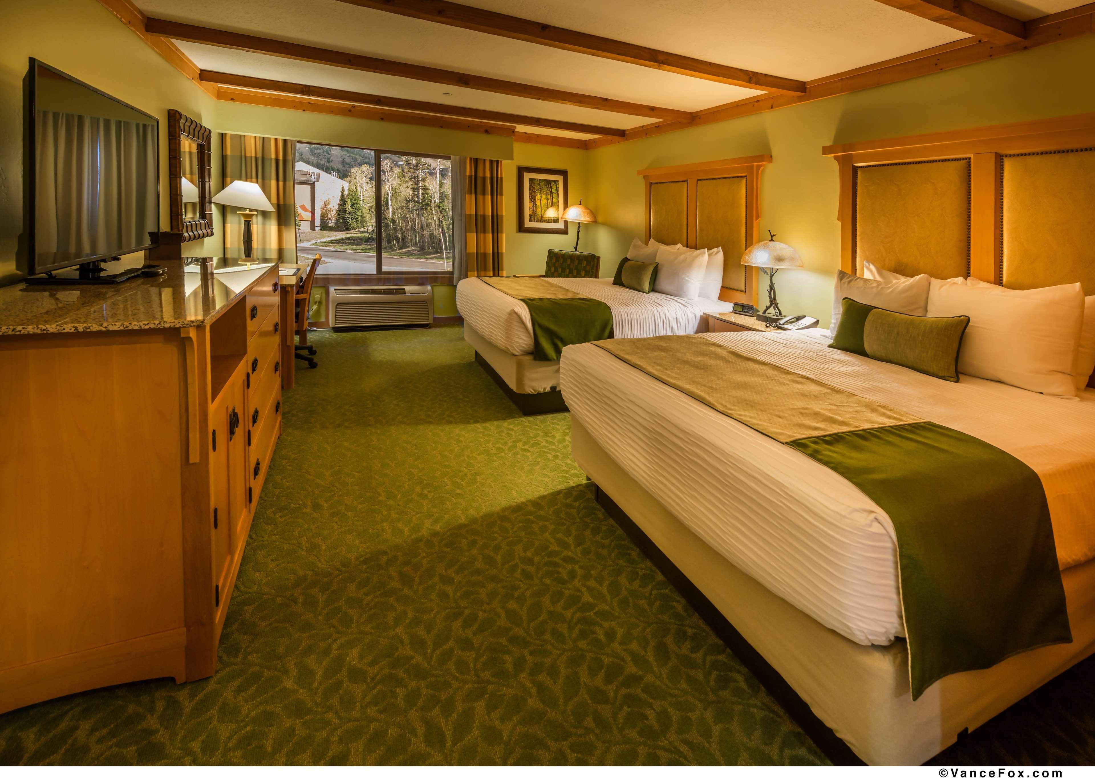 Best Western Plus Green Mill Village Hotel & Suites Arcola Екстериор снимка